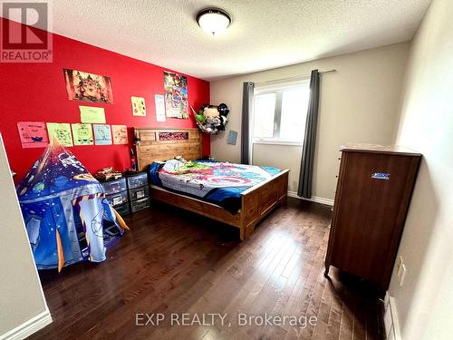 509 Alberta Avenue, Woodstock (Woodstock - South), ON - Indoor Photo Showing Bedroom