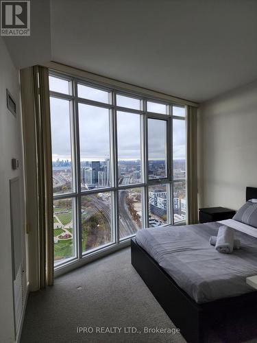 4809 - 21 Iceboat Terrace, Toronto, ON - Indoor Photo Showing Bedroom