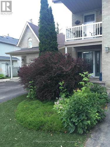 276 Sheridan Court, Newmarket, ON - Outdoor With Balcony