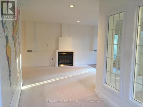 276 Sheridan Court, Newmarket, ON - Indoor Photo Showing Other Room With Fireplace