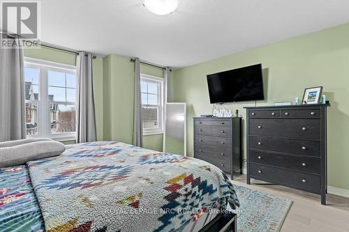 39 Durksen Drive, St. Catharines, ON - Indoor Photo Showing Bedroom