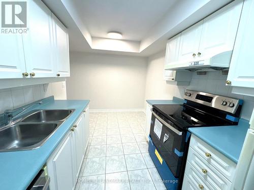 511 - 18 Sommerset Way, Toronto, ON - Indoor Photo Showing Kitchen With Double Sink