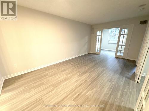 511 - 18 Sommerset Way, Toronto, ON - Indoor Photo Showing Other Room