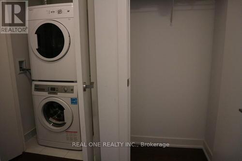 3002 - 30 Nelson Street, Toronto, ON - Indoor Photo Showing Laundry Room