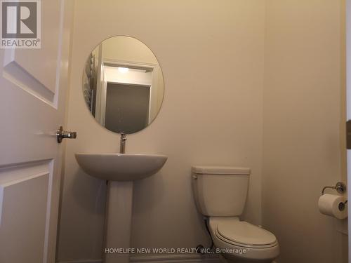 Main - 96 Roth Street, Aurora, ON - Indoor Photo Showing Bathroom