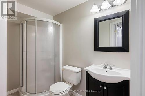 51 James Young Drive, Halton Hills, ON - Indoor Photo Showing Bathroom