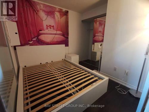 1806 - 386 Yonge Street, Toronto, ON - Indoor Photo Showing Bedroom