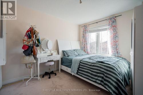 13 Percy Gate, Brampton, ON - Indoor Photo Showing Bedroom