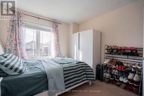 13 Percy Gate, Brampton, ON - Indoor Photo Showing Bedroom