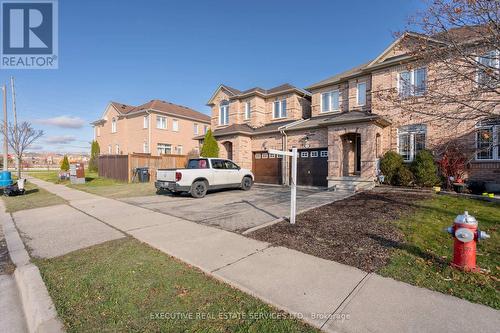 13 Percy Gate, Brampton, ON - Outdoor