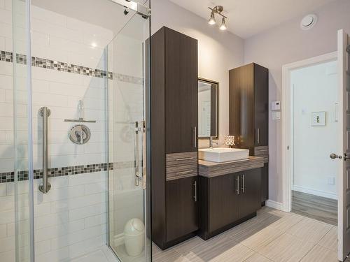 Bathroom - 3767 Rue Roy, Shawinigan, QC - Indoor Photo Showing Bathroom