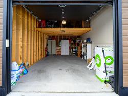 Garage - 