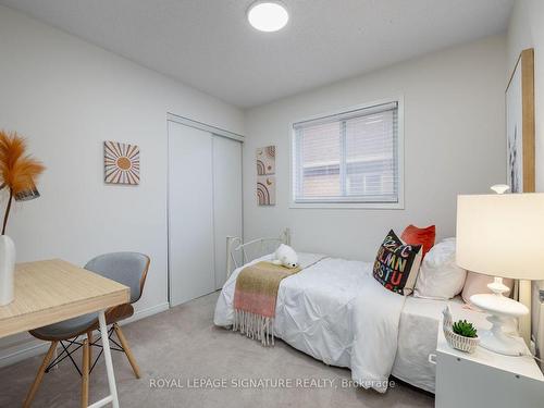 7 Salt Dr, Ajax, ON - Indoor Photo Showing Bedroom