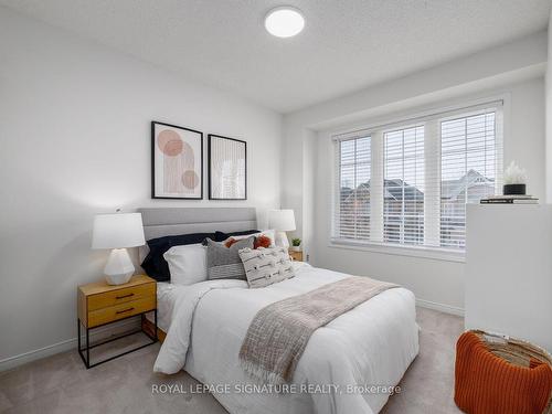 7 Salt Dr, Ajax, ON - Indoor Photo Showing Bedroom