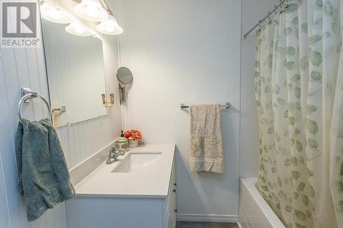 2711 Gawas Bay Rd|St. Joseph Township, St. Joseph Island, ON - Indoor Photo Showing Bathroom