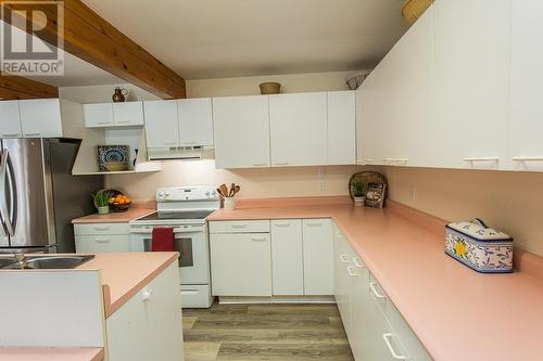 2711 Gawas Bay Rd|St. Joseph Township, St. Joseph Island, ON - Indoor Photo Showing Kitchen