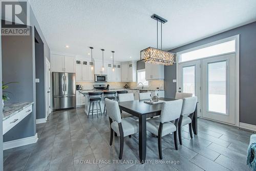 36 Brenmar Crescent, Central Elgin (Belmont), ON - Indoor Photo Showing Dining Room