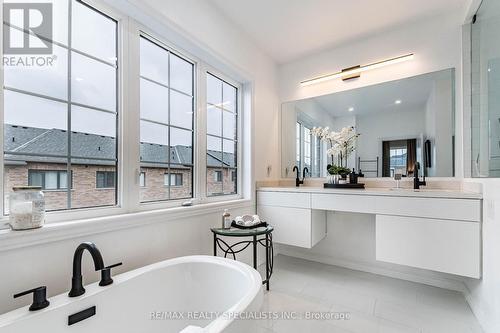 1 Auckland Drive, Whitby, ON - Indoor Photo Showing Bathroom