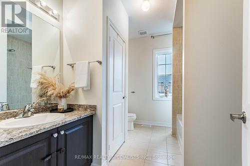 1 Auckland Drive, Whitby, ON - Indoor Photo Showing Bathroom