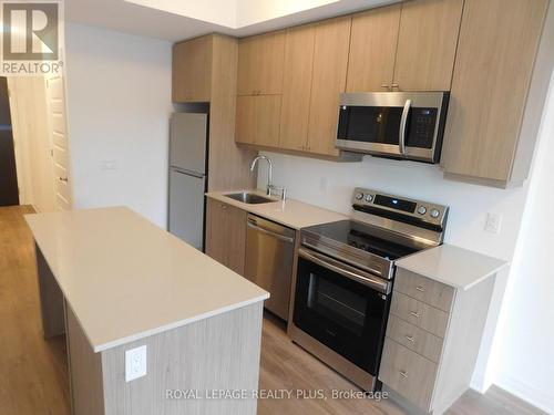 203 - 490 Gordon Krantz Avenue, Milton, ON - Indoor Photo Showing Kitchen With Stainless Steel Kitchen