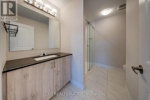 647 Chillerton Drive, Ottawa, ON - Indoor Photo Showing Bathroom