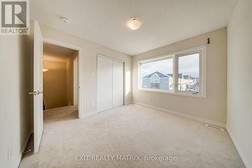 647 Chillerton Drive, Ottawa, ON - Indoor Photo Showing Other Room