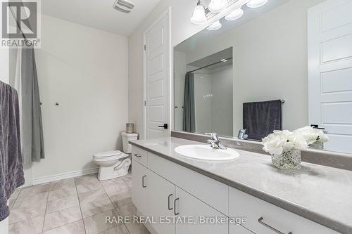 17 Herrick Drive, Brampton, ON - Indoor Photo Showing Bathroom