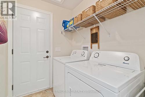 3937 Rainbow Lane, Lincoln (980 - Lincoln-Jordan/Vineland), ON - Indoor Photo Showing Laundry Room