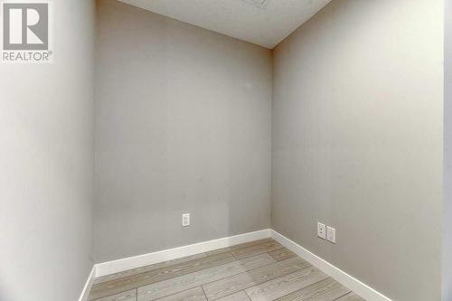 1208, 111 Wolf Creek Drive, Calgary, AB - Indoor Photo Showing Other Room