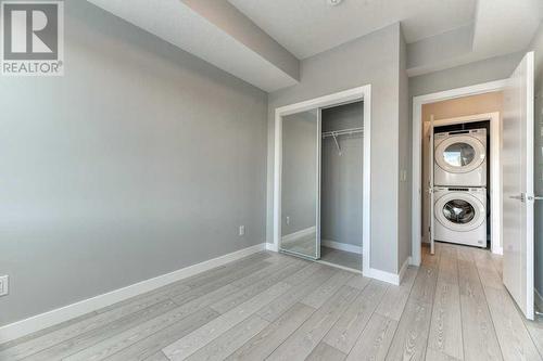 1208, 111 Wolf Creek Drive, Calgary, AB - Indoor