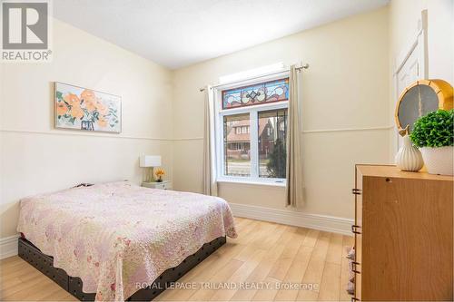 437 Quebec Street, London, ON - Indoor Photo Showing Bedroom