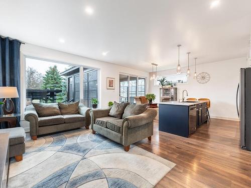 Overall view - 2 Rue Bisaillon, Lacolle, QC - Indoor Photo Showing Living Room