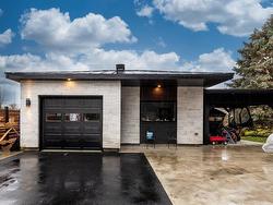 Garage - 