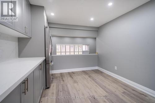 118 Darras Court, Brampton, ON - Indoor Photo Showing Other Room