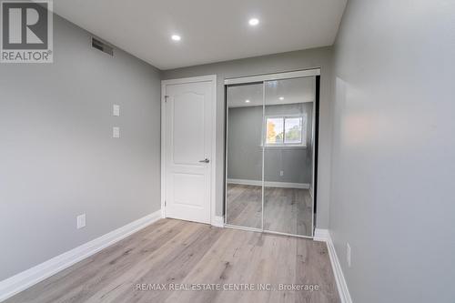 118 Darras Court, Brampton, ON - Indoor Photo Showing Other Room