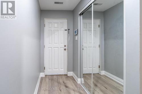 118 Darras Court, Brampton, ON - Indoor Photo Showing Other Room