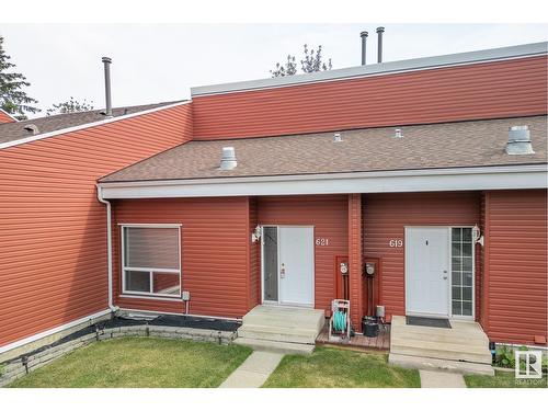 621 Millbourne Rd Nw, Edmonton, AB - Outdoor