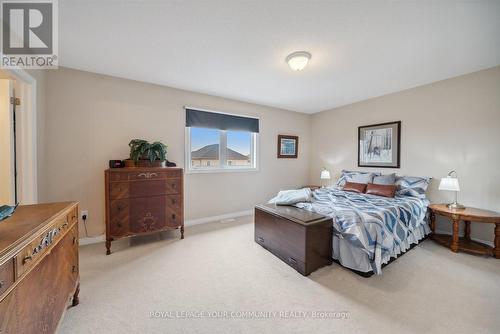 37 Gunsolus Road, Kawartha Lakes, ON - Indoor Photo Showing Bedroom