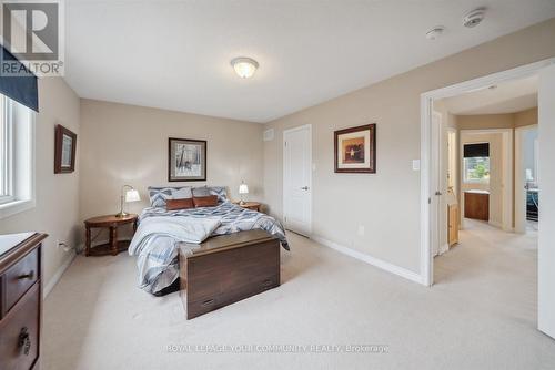 37 Gunsolus Road, Kawartha Lakes, ON - Indoor Photo Showing Bedroom