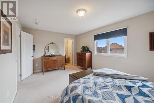 37 Gunsolus Road, Kawartha Lakes, ON - Indoor Photo Showing Bedroom