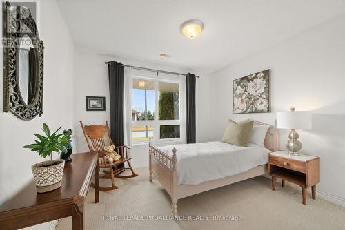 11 - 15 Aldersgate Drive, Belleville, ON - Indoor Photo Showing Bedroom