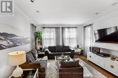 251 Colonel Douglas Crescent, Brockville, ON - Indoor Photo Showing Living Room