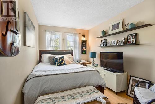 251 Colonel Douglas Crescent, Brockville, ON - Indoor Photo Showing Bedroom