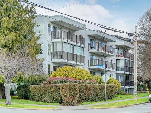 401-1170 Rockland Ave, Victoria, BC - Outdoor With Balcony