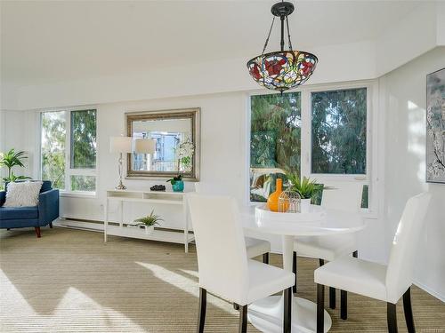 401-1170 Rockland Ave, Victoria, BC - Indoor Photo Showing Dining Room