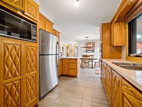 Cuisine - 15 Rue Boivin, Labelle, QC - Indoor Photo Showing Kitchen With Double Sink