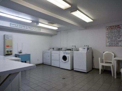 Other - 203-280 Ch. Des Faîtières, Piedmont, QC - Indoor Photo Showing Laundry Room