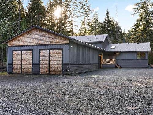 4715 Anderson Ave, Bowser, BC 