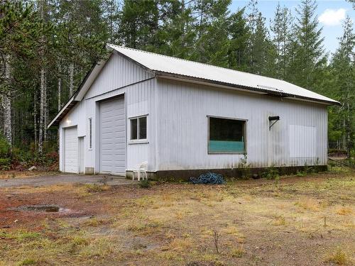 4715 Anderson Ave, Bowser, BC 