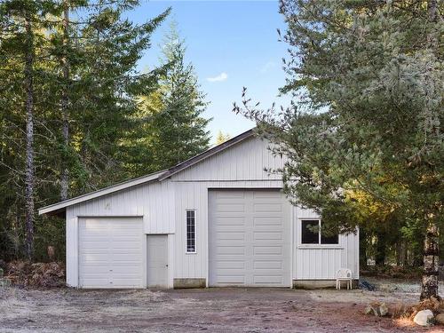 4715 Anderson Ave, Bowser, BC 